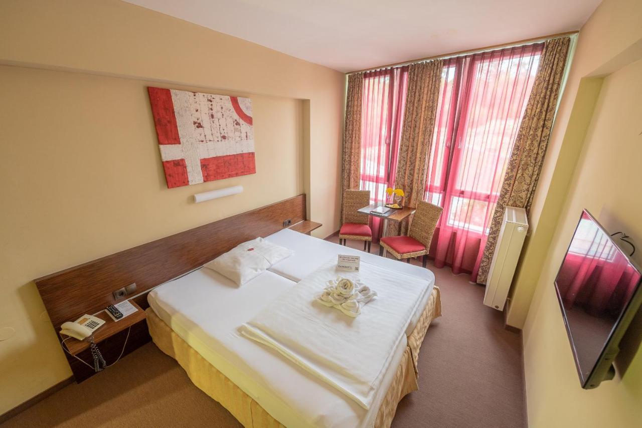 Parkhotel אייזנשטאדט מראה חיצוני תמונה